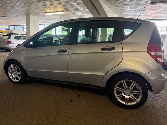 Mercedes-Benz A180 7 of 19