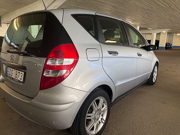Mercedes-Benz A180 5 of 19