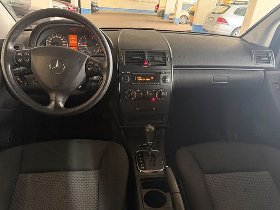 Mercedes-Benz A180 12 of 19