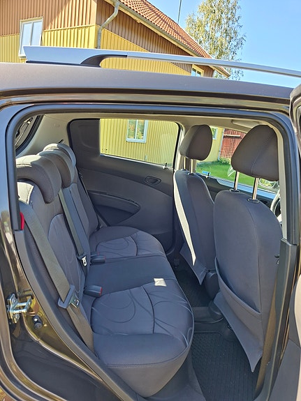 Chevrolet Spark 5 of 6