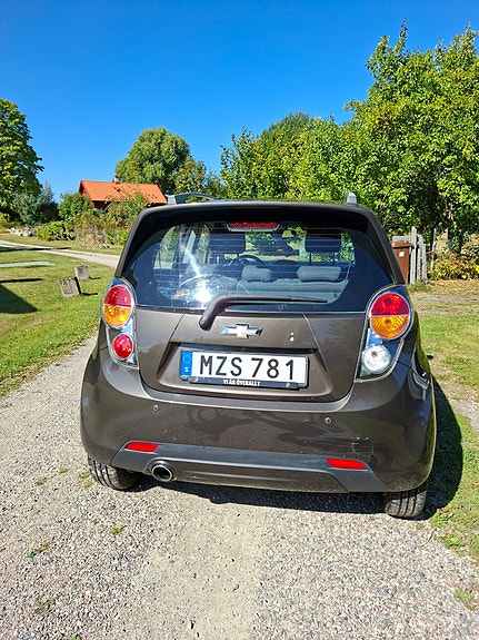 Chevrolet Spark 4 of 6