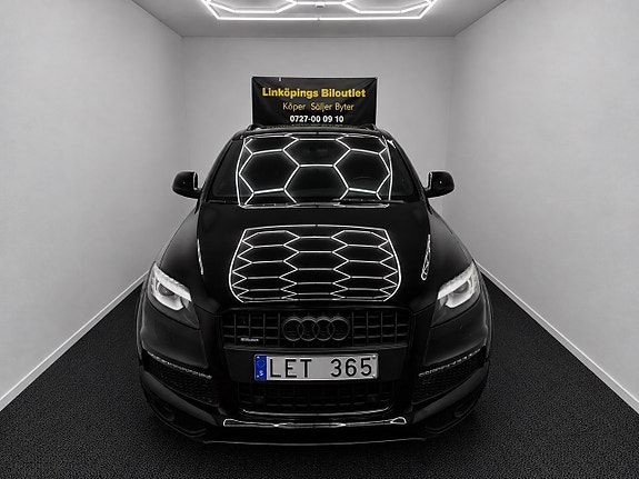 Audi Q7 3 of 20
