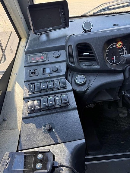 Iveco MMI Thesi Buss 31 pass 5 of 9