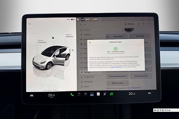 Tesla Model Y 19 of 23