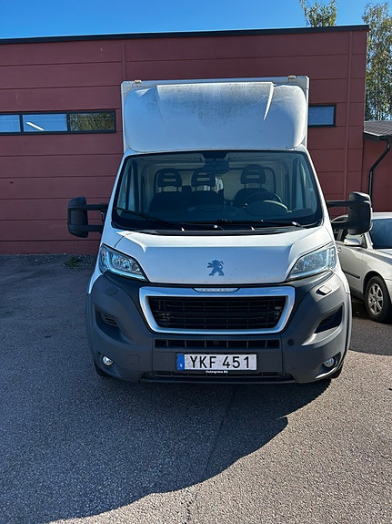 Peugeot Boxer 2 of 10