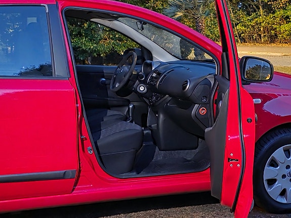 Nissan Note 21 of 22
