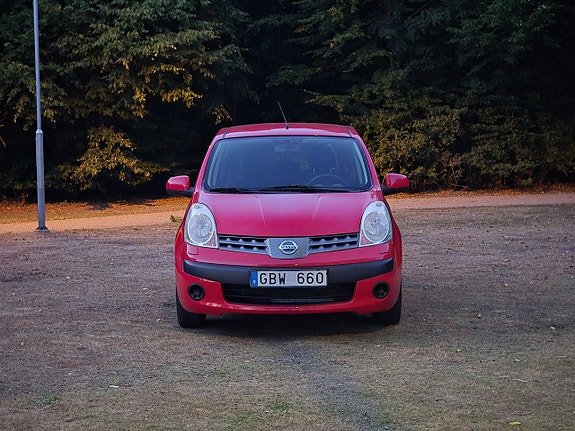 Nissan Note 2 of 22