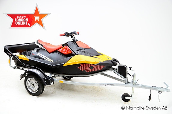 Sea-Doo Spark Trixx 2up -18 2 of 8