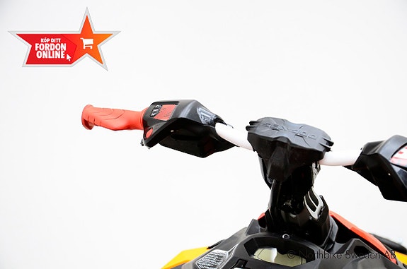 Sea-Doo Spark Trixx 2up -18 6 of 8