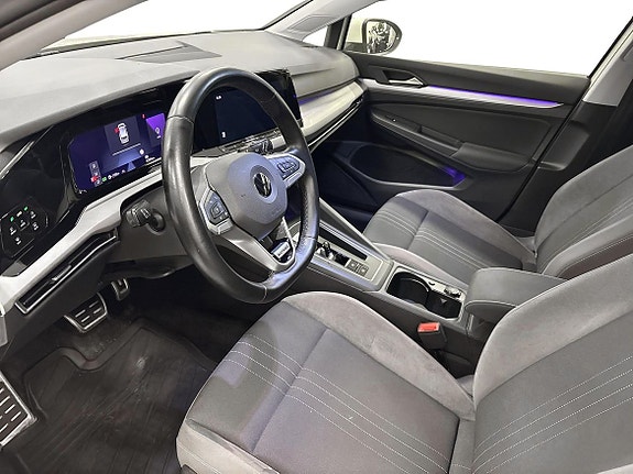 Volkswagen Golf Alltrack 12 of 30