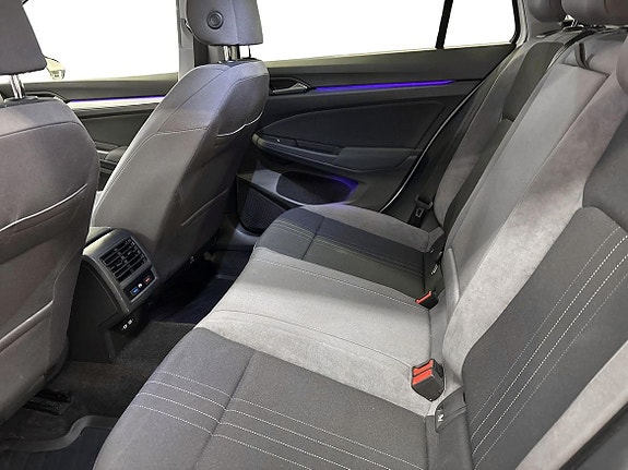 Volkswagen Golf Alltrack 14 of 30