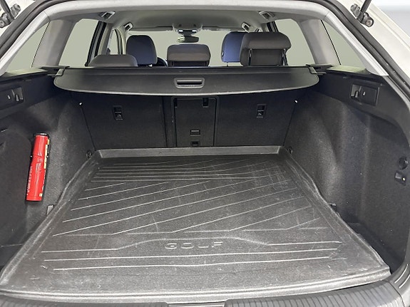 Volkswagen Golf Alltrack 27 of 30