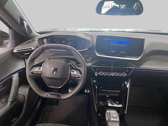 Peugeot 2008 7 of 17