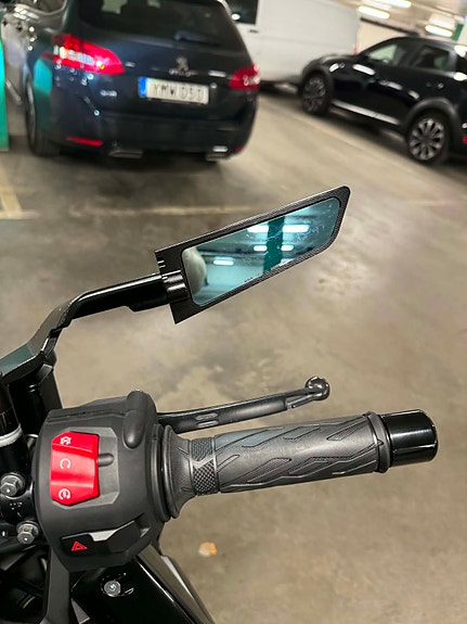 Suzuki GSX-S1000 7 of 7