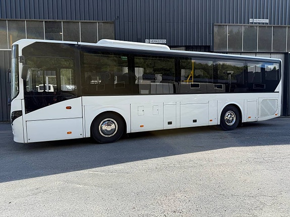 Volvo 8900. 10,84 m längd. 4 of 12