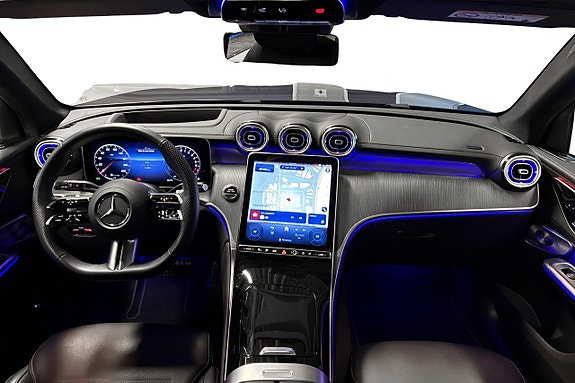 Mercedes-Benz GLC300 e 10 of 25