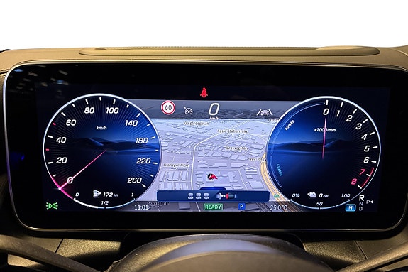 Mercedes-Benz GLC300 e 23 of 25