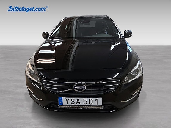 Volvo V60 2 of 11
