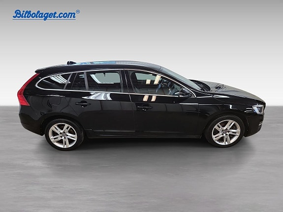 Volvo V60 4 of 11