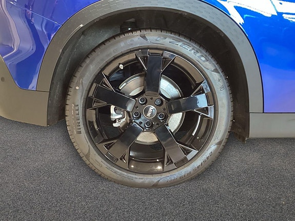 MINI Countryman SE 12 of 16