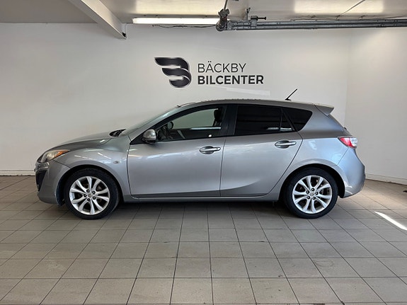 Mazda 3 2 of 12