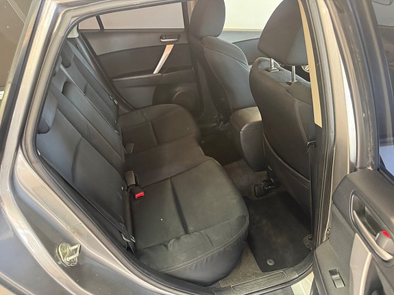 Mazda 3 11 of 12