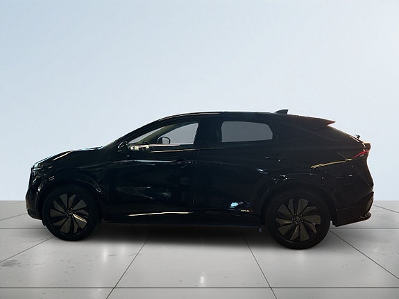 Nissan Ariya 4 of 20