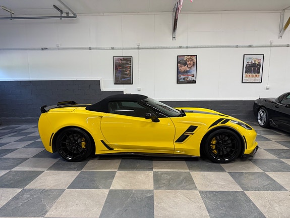 Chevrolet Corvette 25 of 30