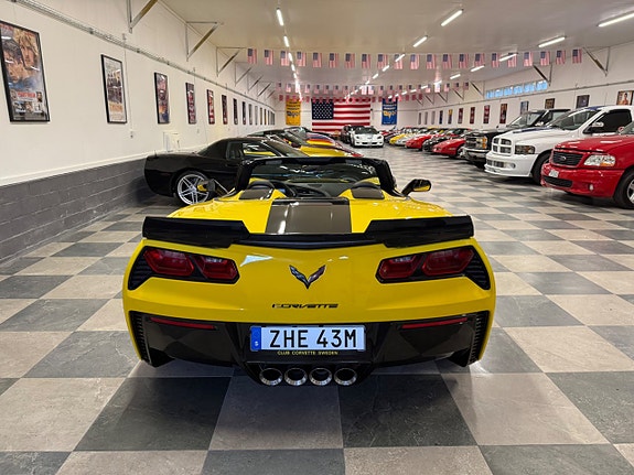 Chevrolet Corvette 11 of 30