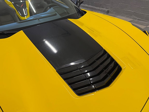 Chevrolet Corvette 19 of 30