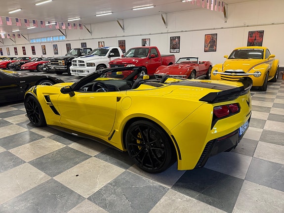 Chevrolet Corvette 9 of 30