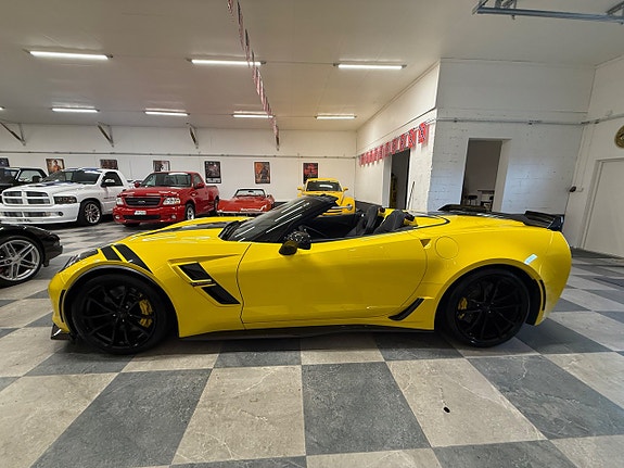 Chevrolet Corvette 8 of 30