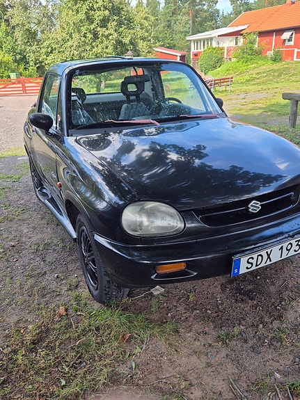 Suzuki X-90 2 of 6