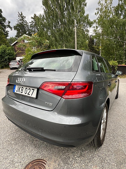 Audi A3 4 of 7