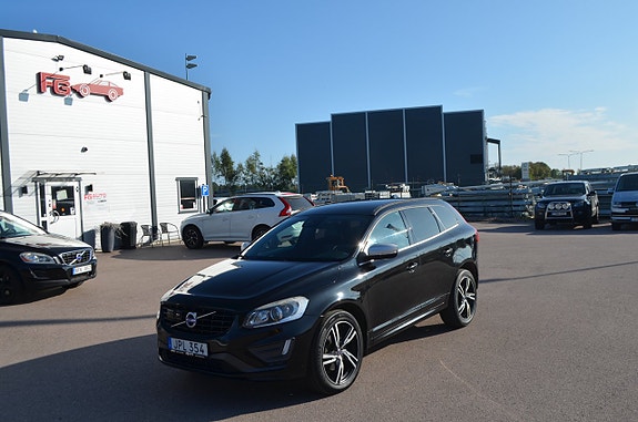 Volvo XC60 7 of 28