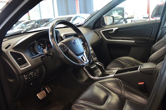 Volvo XC60 20 of 28