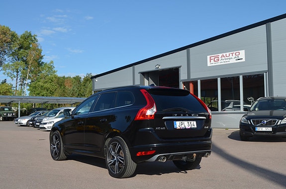 Volvo XC60 11 of 28