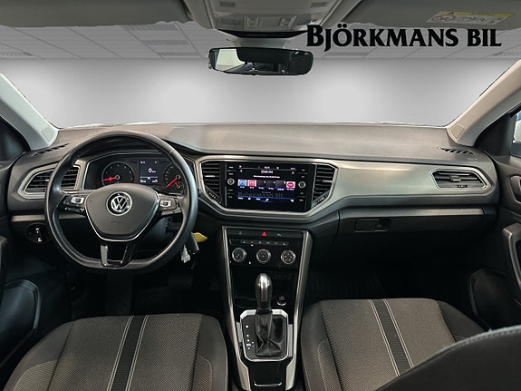 Volkswagen T-Roc 7 of 14