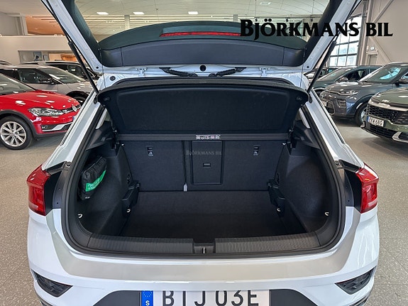 Volkswagen T-Roc 14 of 14