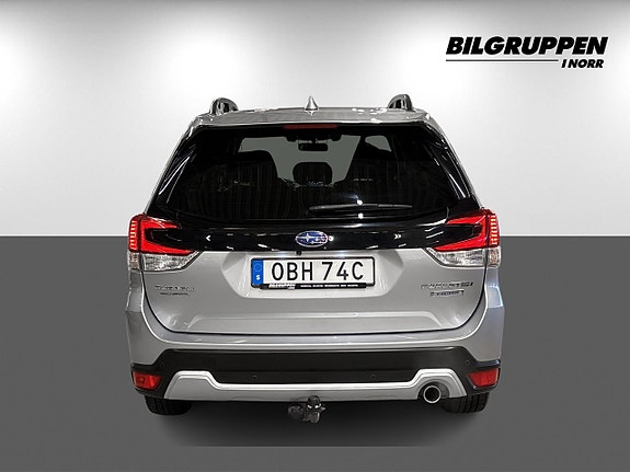 Subaru Forester 5 of 20