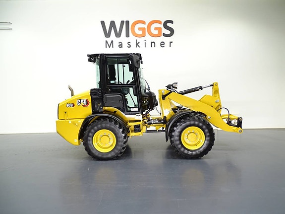 CAT 908 Next / High Speed 40km/h / AircoND / RCS 2 of 6