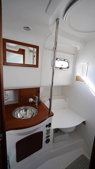 Nimbus 300 R / 2008 11 of 12