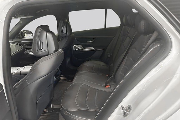 Mercedes-Benz E300 de 9 of 17
