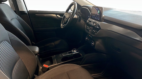 Ford Kuga 3 of 13