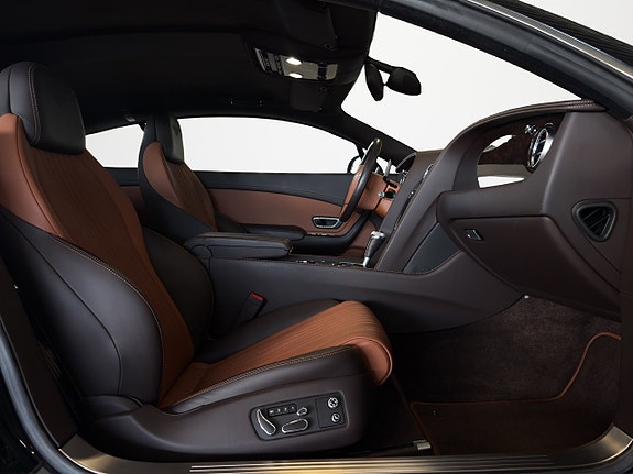 Bentley Continental GT 16 of 23