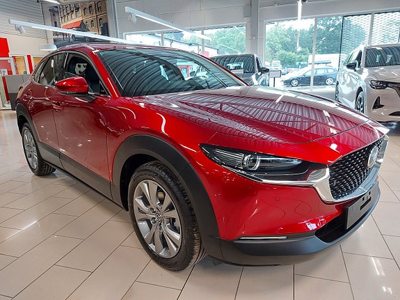Mazda CX-30 3 of 18