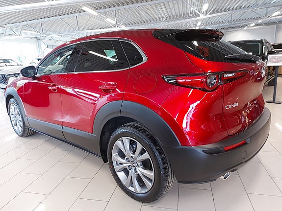 Mazda CX-30 9 of 18