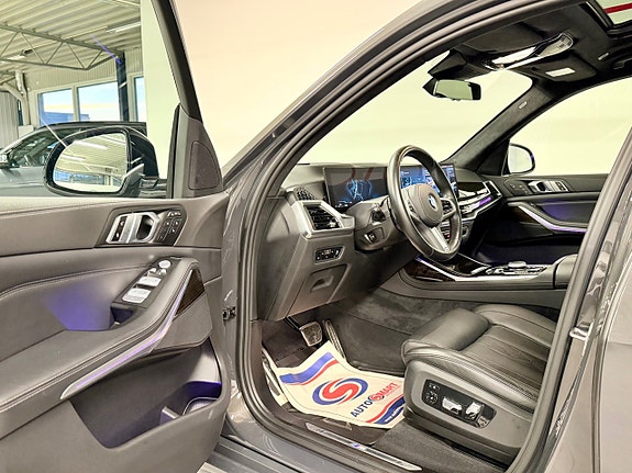 BMW X7 5 of 30