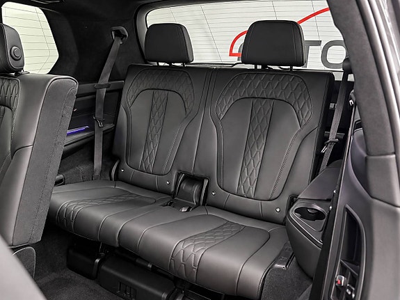 BMW X7 10 of 30