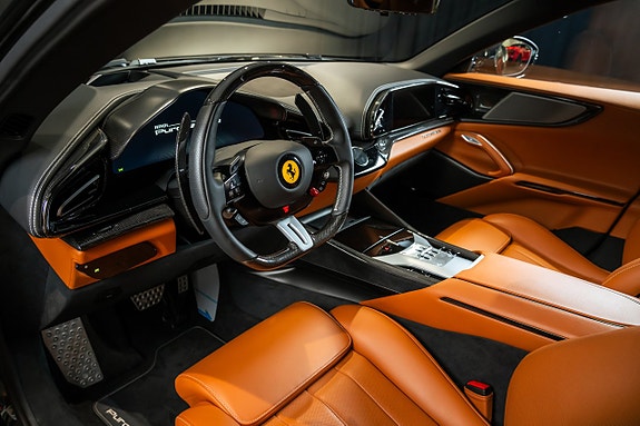 Ferrari Purosangue 17 of 30